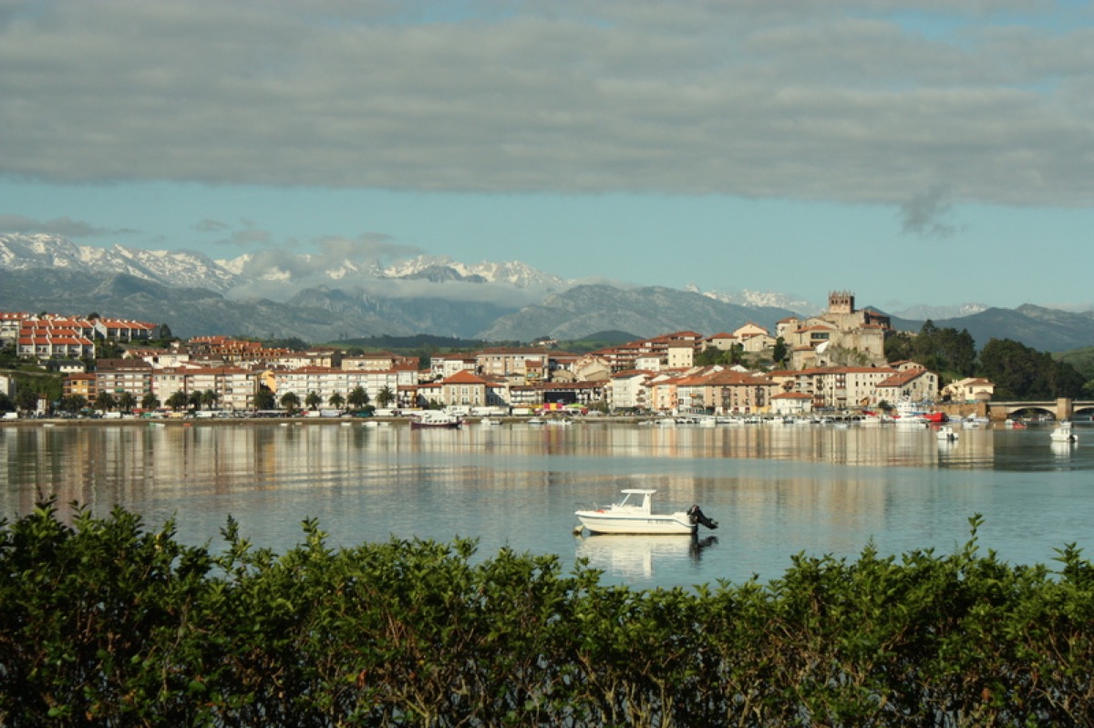 Vista desde el Camping de San Vicente de la Barquera
