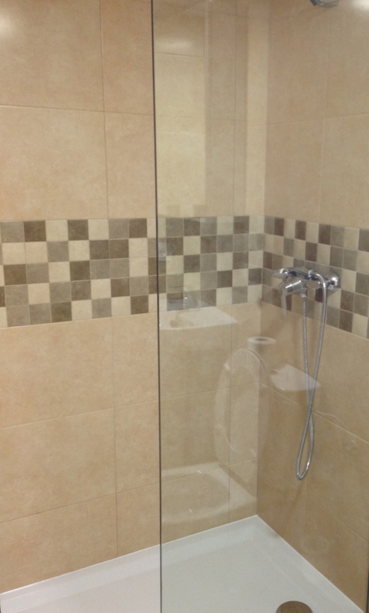 Plato de ducha bungalow, San Vicente de la Barquera, Cantabria