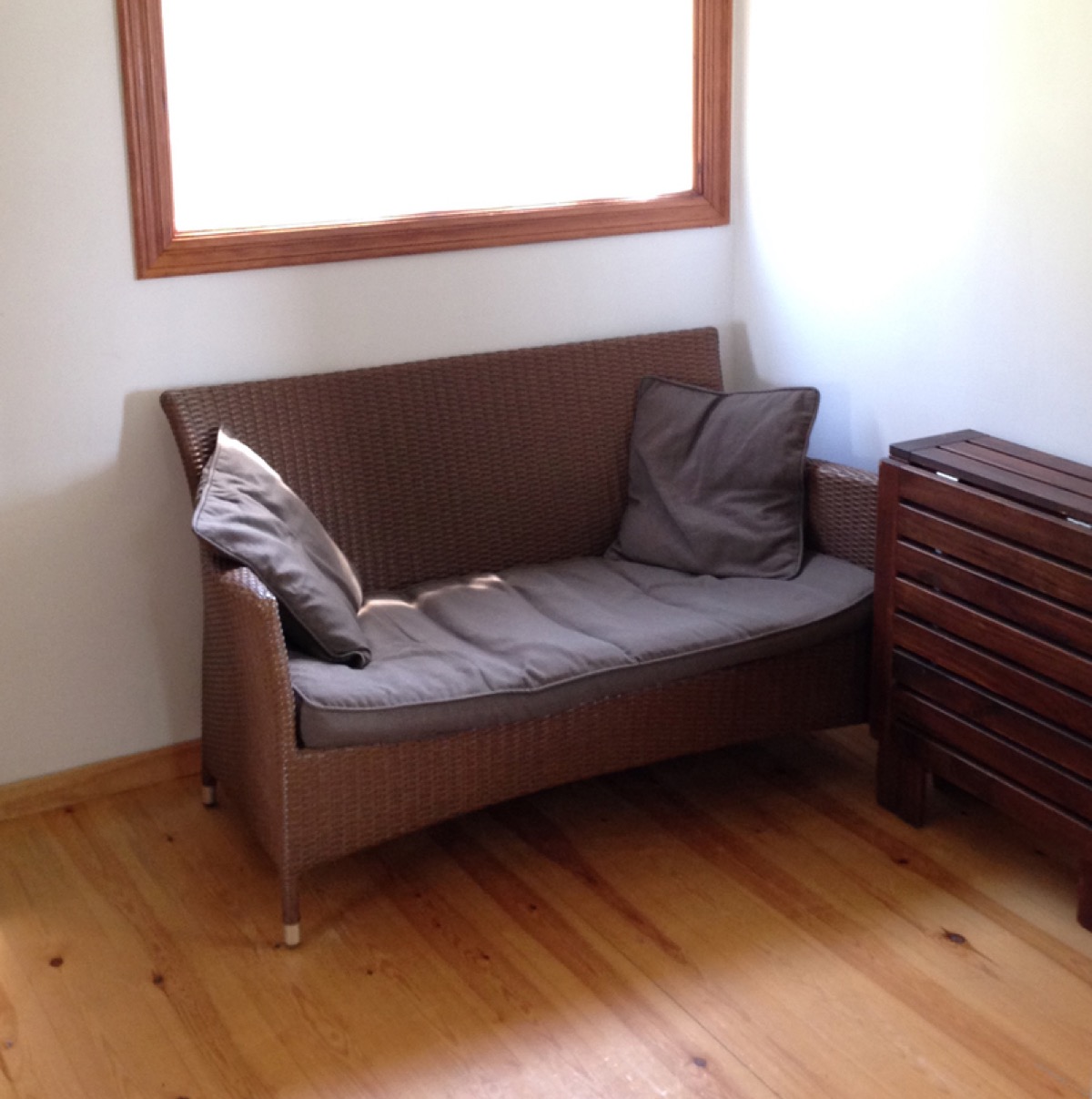 Salón con sofá bungalow, San Vicente de la Barquera, Cantabria